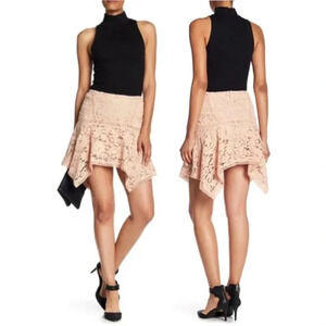 VERONICA BEARD Aura Asymmetrical Lace Mini Skirt Nude/Blush Pink Slip Size 6